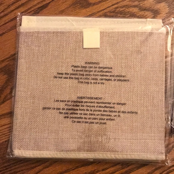 2 Collapsible Storage Pullout Containers with Tab - Picture 3 of 3